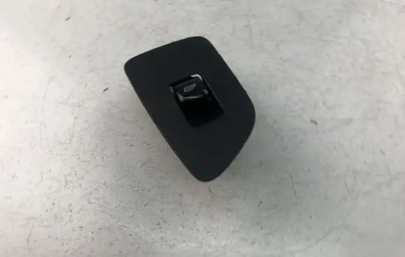 Volvo XC90 Electric window control switch 31376458
