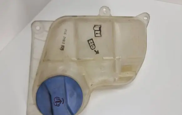 Audi A6 S6 C5 4B Fuel expansion tank 218429141