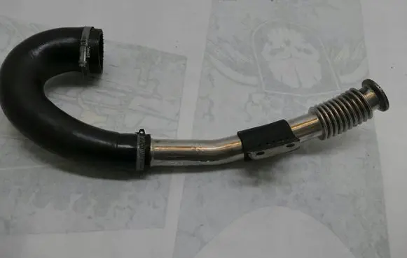 Opel Vectra B Air intake hose/pipe 90570358