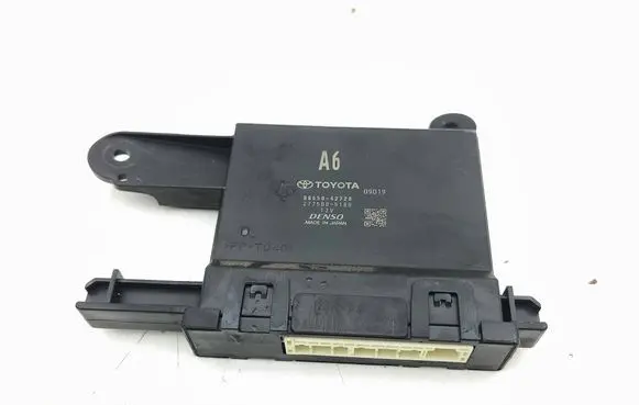 Toyota RAV 4 (XA50) Air conditioning/heating control unit 8865042720 2775005180