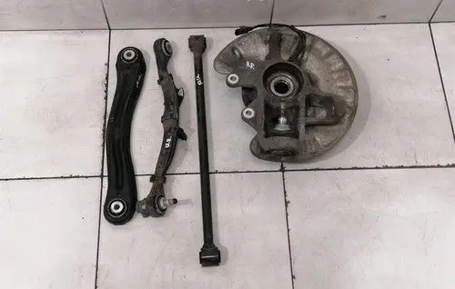 Mercedes-Benz GL X166 Rear wheel hub spindle/knuckle A1663500208