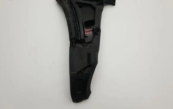 Volvo XC90 Front bumper mounting bracket 30698129