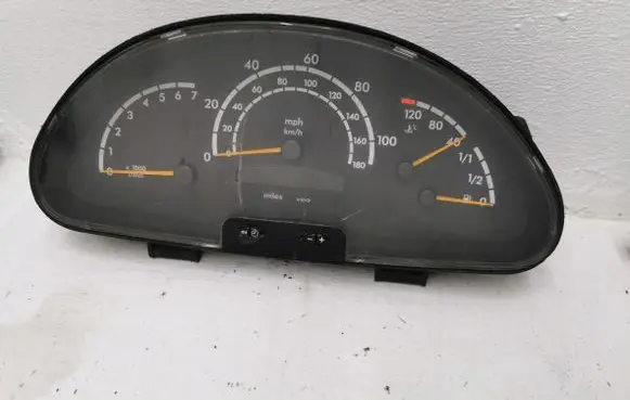 Mercedes-Benz Sprinter W901 W902 W903 W904 Speedometer (instrument cluster)