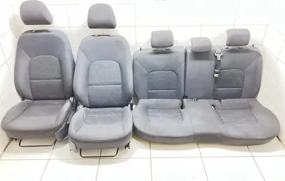 Seat set