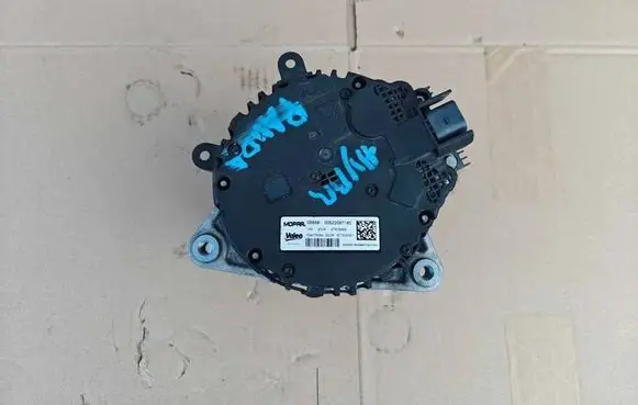 Fiat 500 Generator/alternator 00522087180 2740599A