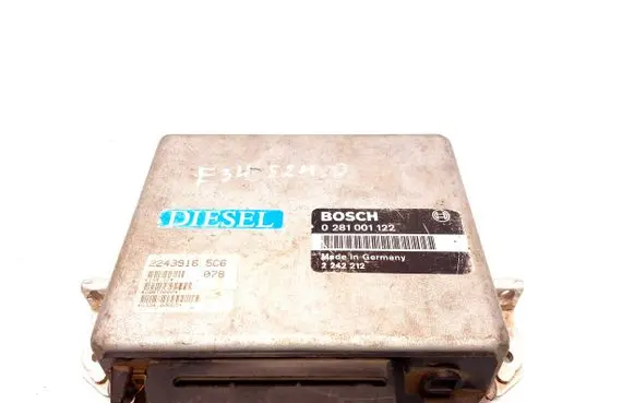 BMW 5 E39 Engine control unit/module 2242212 0281001122
