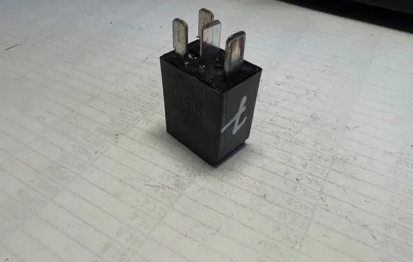 Volvo S40, V40 Other relay 6G9T14B192AA