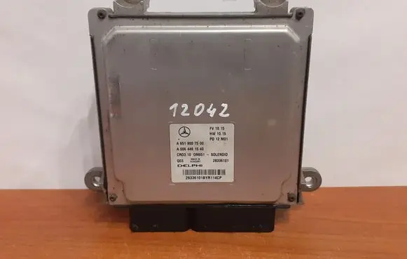 Mercedes-Benz C W204 Engine control unit/module A0064461540 A6519007500