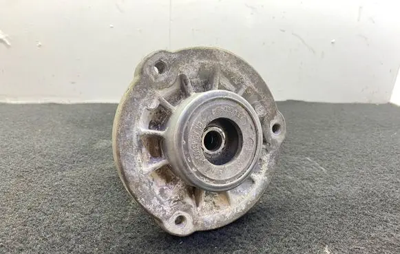 BMW 5 F10 F11 Front upper strut mount 6795083