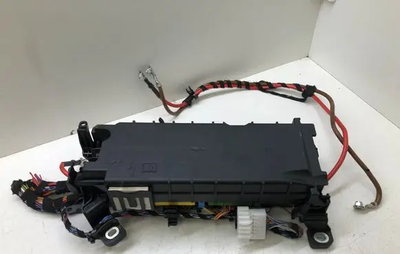 Mercedes-Benz B W246 W242 Fuse box set A2465400140