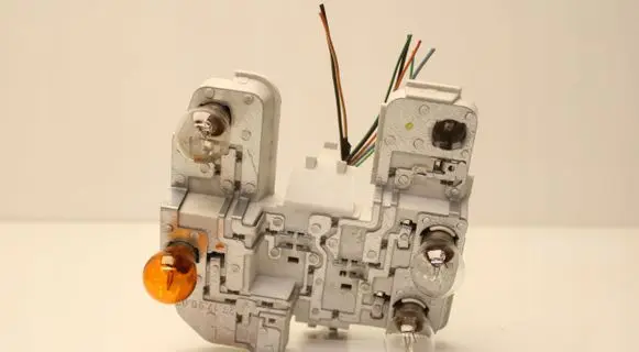 Volvo S40 Tail light bulb cover holder 