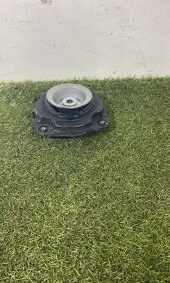 Nissan Qashqai Front upper strut mount 54320JD00B