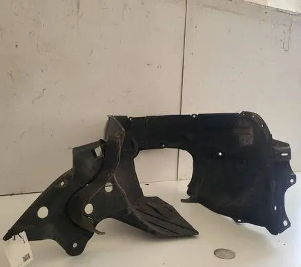 Nissan Leaf I (ZE0) Front wheel arch liner splash guards 638433NF0A