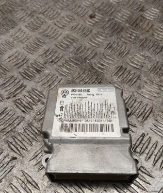 Volkswagen Golf VI Airbag control unit/module 5k0971846