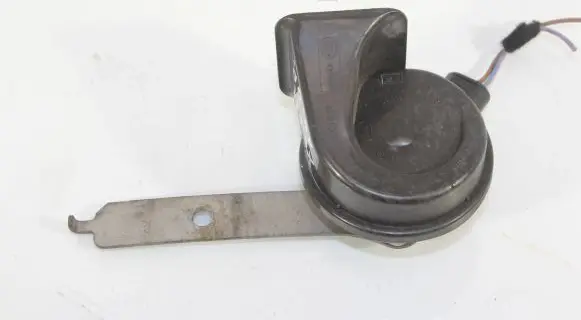 BMW X6 E71 Horn signal 7288096 6033FB2215