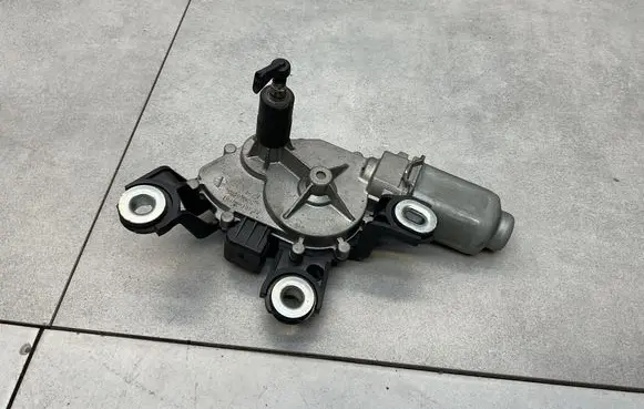 Audi A1 Rear window wiper motor 8U0955711A