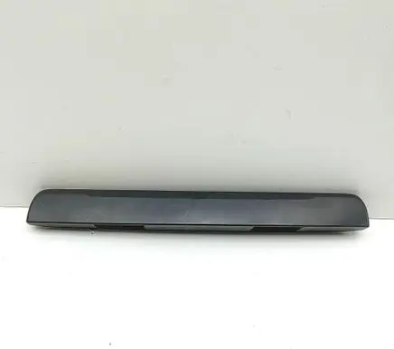 Opel Vivaro Trunk door license plate light bar 848105971R 93867931
