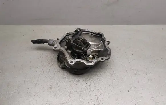 Mercedes-Benz C W202 Vacuum pump A0002303165 72060724
