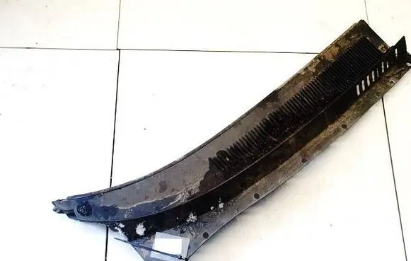 Hyundai Santa Fe Wiper trim 8616126000