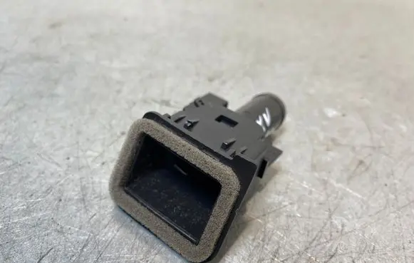 Subaru XV II Interior temperature sensor 805