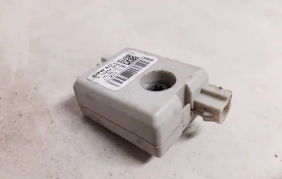 BMW 5 GT F07 Antenna control unit 911826206 9118262
