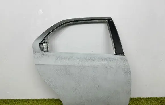 Alfa Romeo 156 Rear door