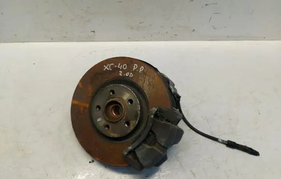 Volvo XC40 Front wheel hub spindle knuckle