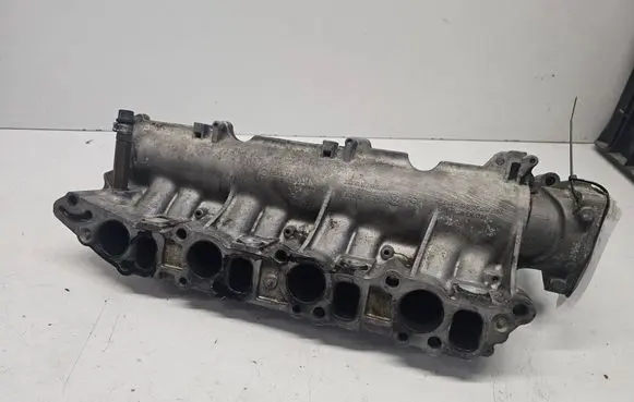 Opel Astra H Intake manifold 55206459