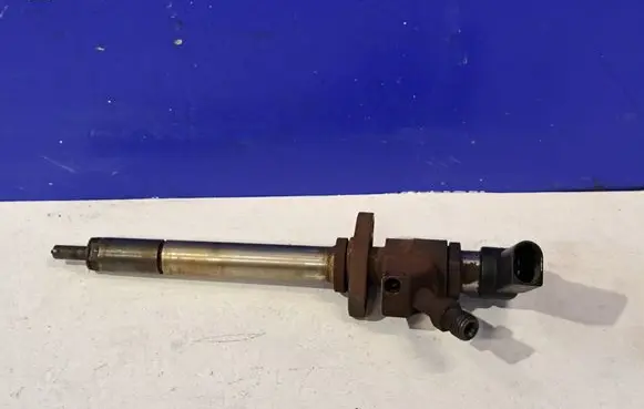 Volvo V50 Fuel injector 9647247280 36000323