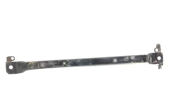 Fuel tank mounting bracket
