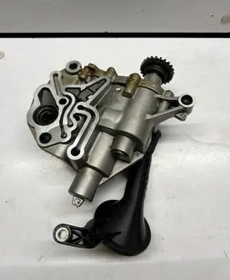 Audi TT TTS Mk2 Oil pump 06H115105BF