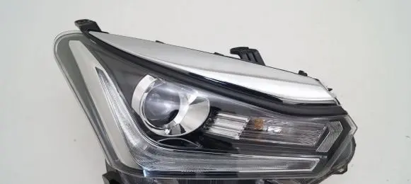 Isuzu D-Max Headlight/headlamp