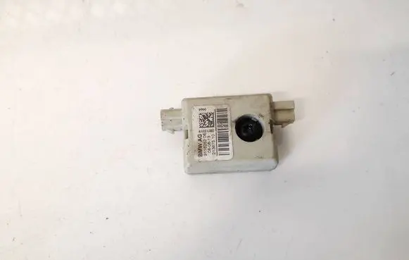 BMW 5 F10 F11 Antenna control unit 911826206 21367510
