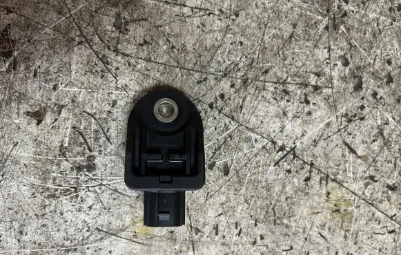 Toyota RAV 4 (XA40) Airbag deployment crash/impact sensor 891730R040