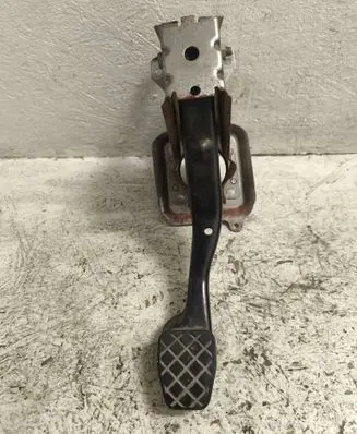 Volkswagen PASSAT B6 Brake pedal 1K1721057AL