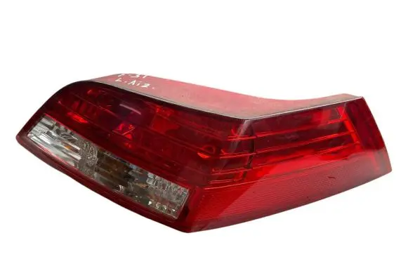 Ford Focus Tailgate rear/tail lights 6N4113404A