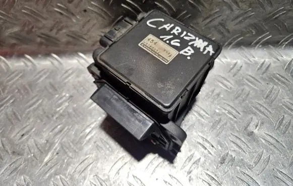 Mitsubishi Carisma Mass air flow meter E5T05271