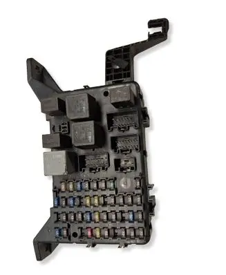 Ford Mondeo Mk III Fuse module 1S7T14A073AE