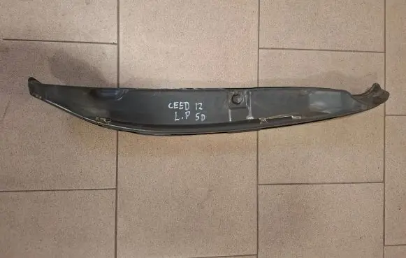 Fender foam support/seal