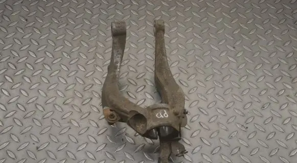 Volvo XC90 Front lower control arm/wishbone 31360636