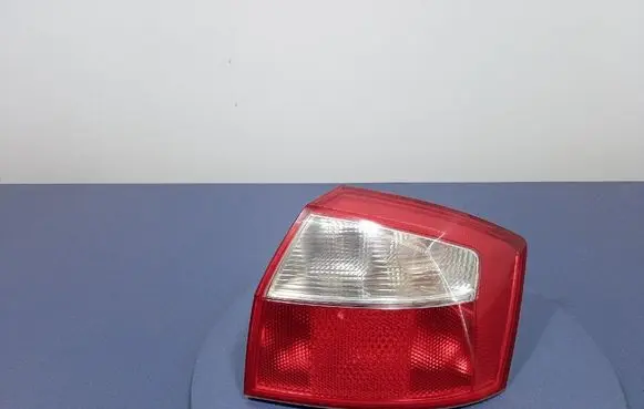 Audi A4 S4 B6 8E 8H Rear/tail lights 8E0945096