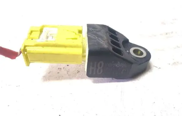 Lexus IS III XE30 Airbag deployment crash/impact sensor 8983112040