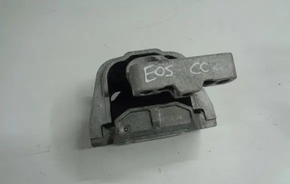 Volkswagen Eos Engine mount bracket 1K0199262AM