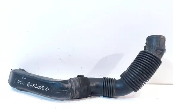 Citroen Berlingo Air intake hose/pipe 9656673480 9684789880