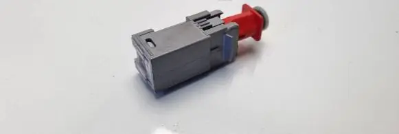Clutch pedal sensor