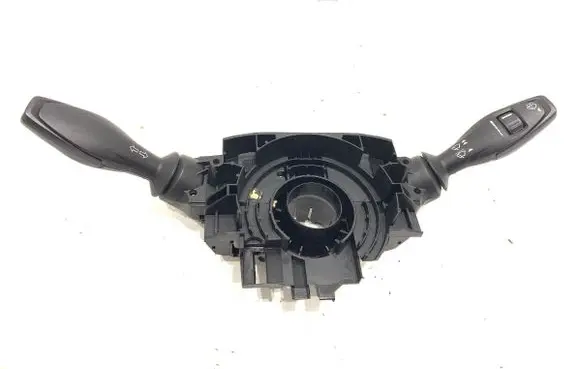 Wiper turn signal indicator stalk/switch