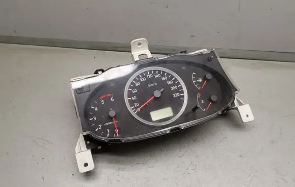 Nissan Almera Tino Speedometer (instrument cluster) BU720