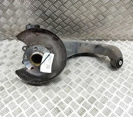 Mini Cooper Countryman R60 Rear wheel hub 6799739 8842879