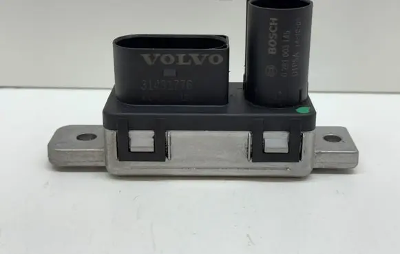 Volvo V60 Glow plug pre-heat relay 31431776