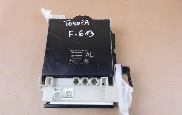 Toyota Corolla E210 E21 Other control units/modules 8922102A70 827301A090
